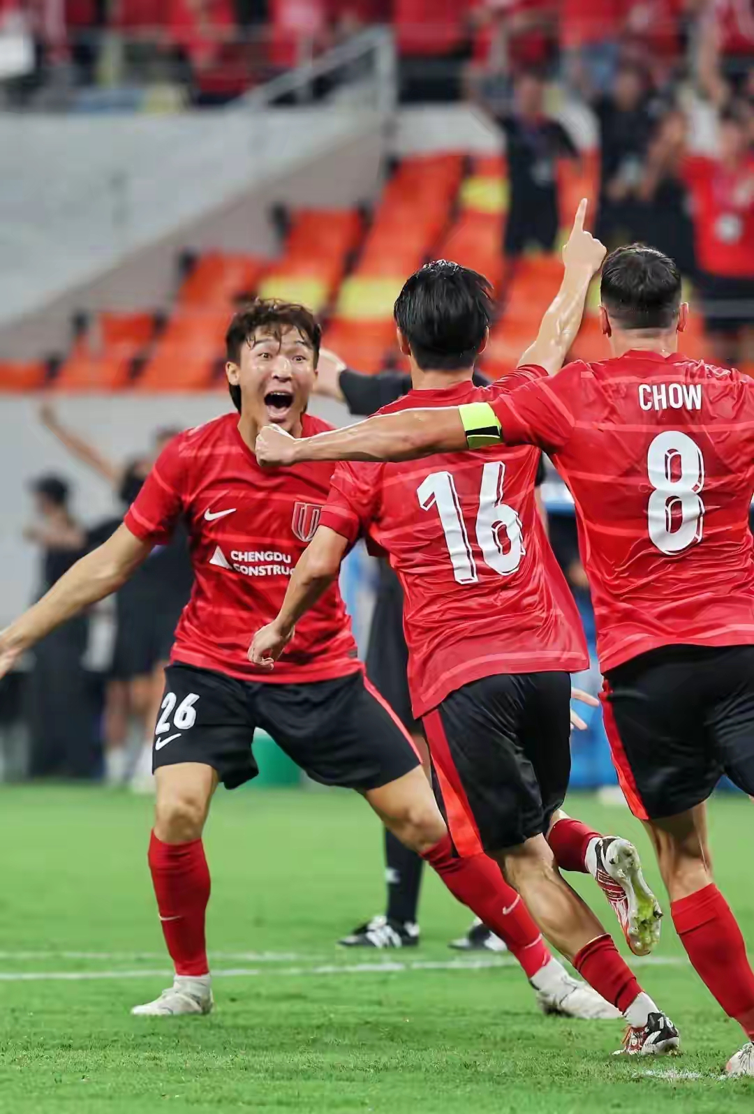 曼城今夜官宣签约，志在中超名次提升，赛场秩序良好，球队文化再被提及的简单介绍